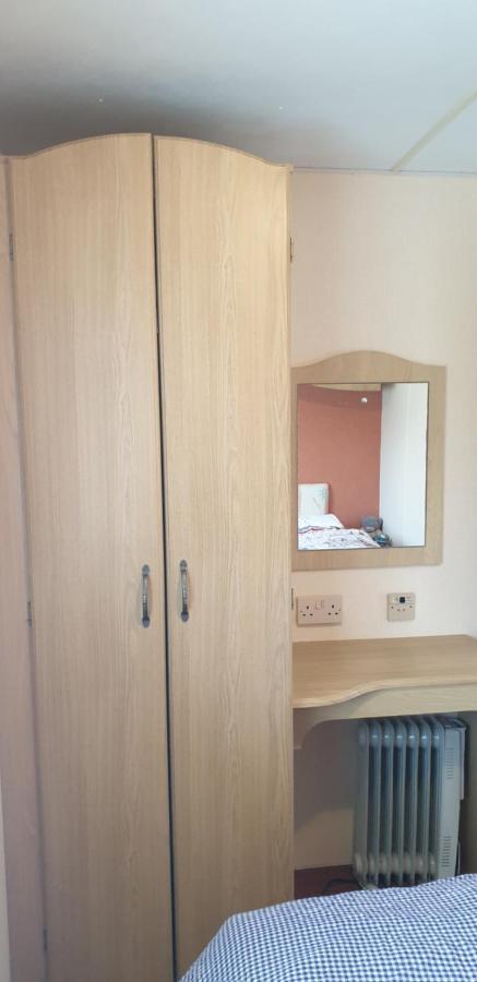 Tranquillity Sea Side Caravan Apartment Trimingham Exterior photo