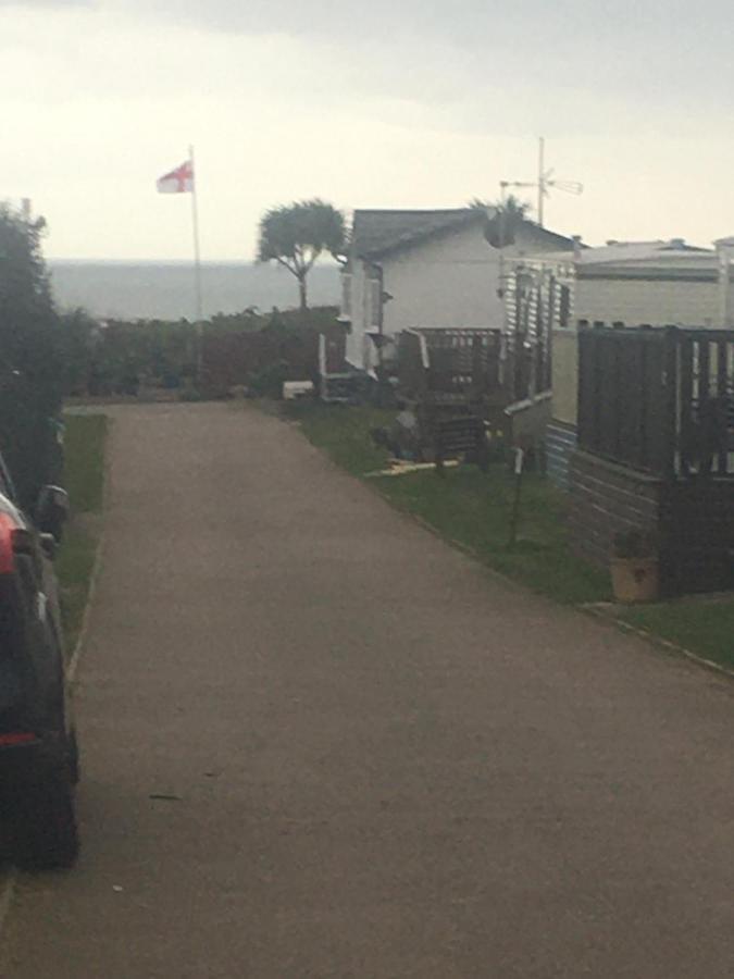 Tranquillity Sea Side Caravan Apartment Trimingham Exterior photo